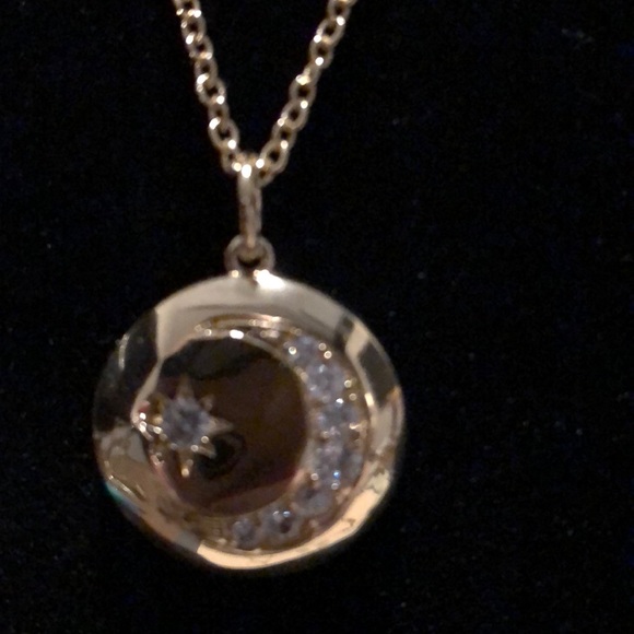 Jewelry - Moon necklace